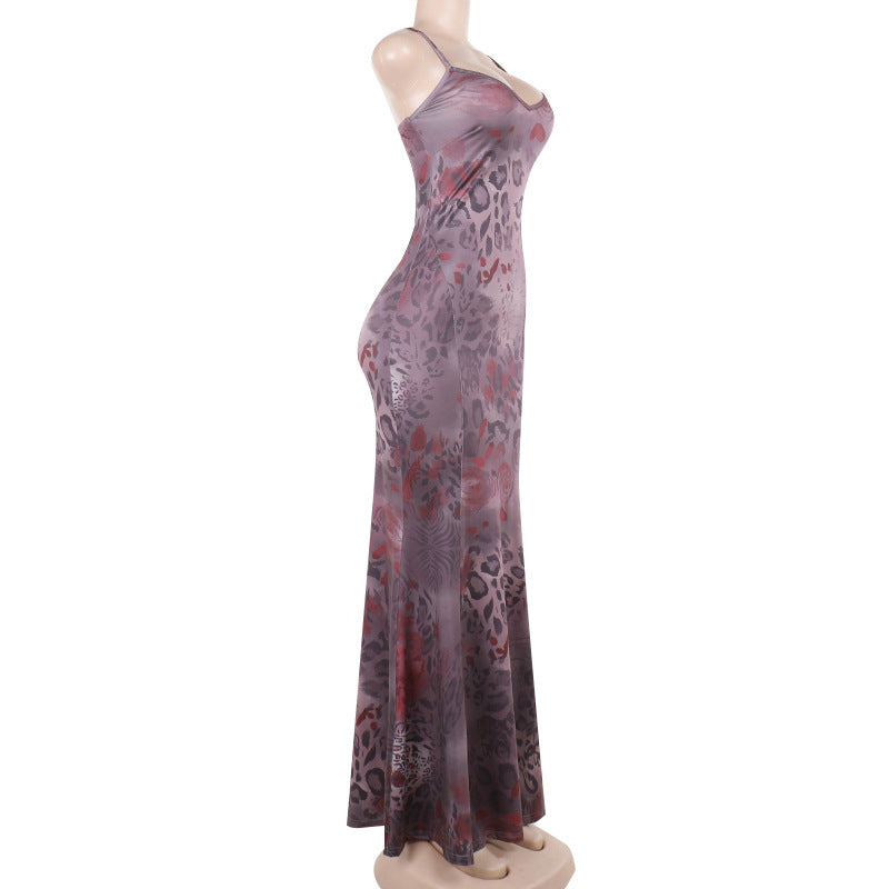 Vestido largo camisola con escote en V y espalda descubierta con estampado de leopardo 