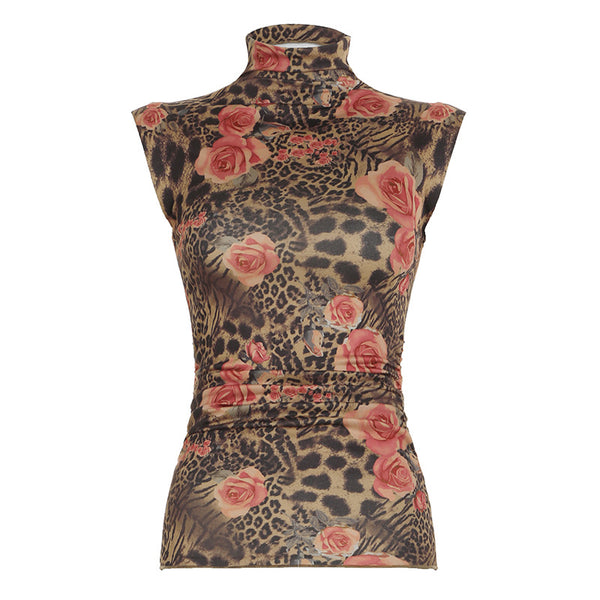 Top fruncido en contraste con estampado floral y cuello alto 