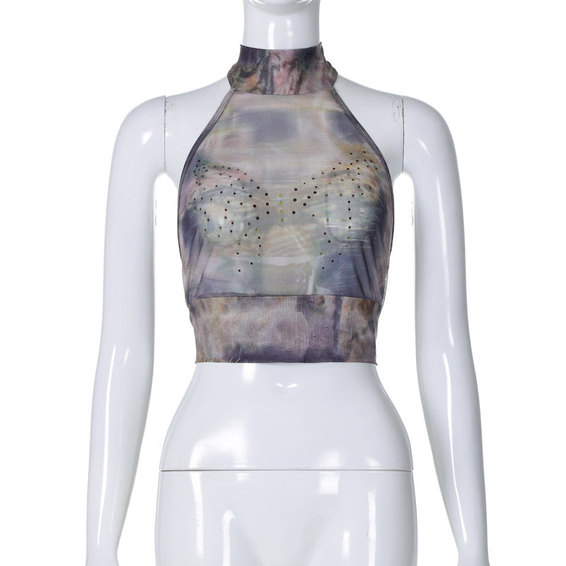 Top sin espalda con estampado de malla con cuentas y lazo tipo halter 