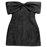 Minivestido de encaje con cremallera y lazo en los hombros 