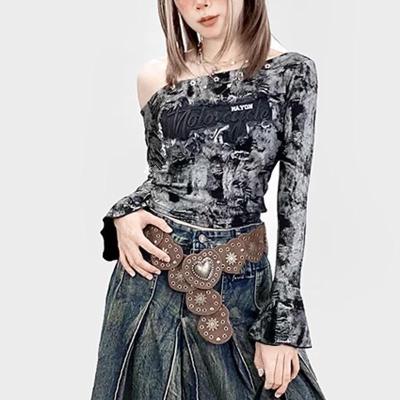 Haut asymétrique à manches longues évasées et imprimé tie-dye irrégulier 