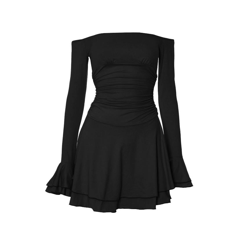 Vestido mini con volantes fruncidos, mangas acampanadas y hombros descubiertos 