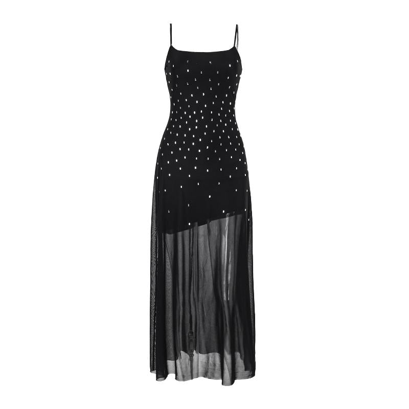 Vestido largo camisola sin espalda con cuentas y cuello en U de malla 