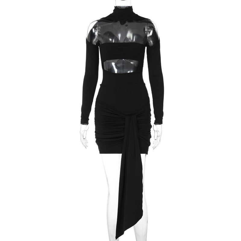 Vestido mini fruncido de manga larga con cuello alto y aberturas 
