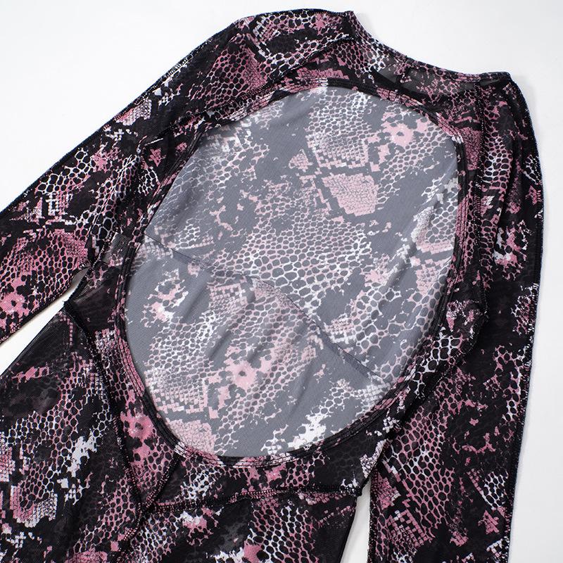 Mono de manga larga con estampado de piel de serpiente y malla transparente 