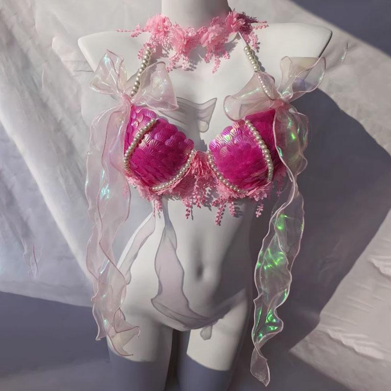Haut à col en V avec nœud papillon et perles, avec appliques coquillages et pompons 