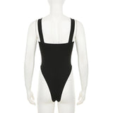 Body uni irrégulier à boutons creux en O 