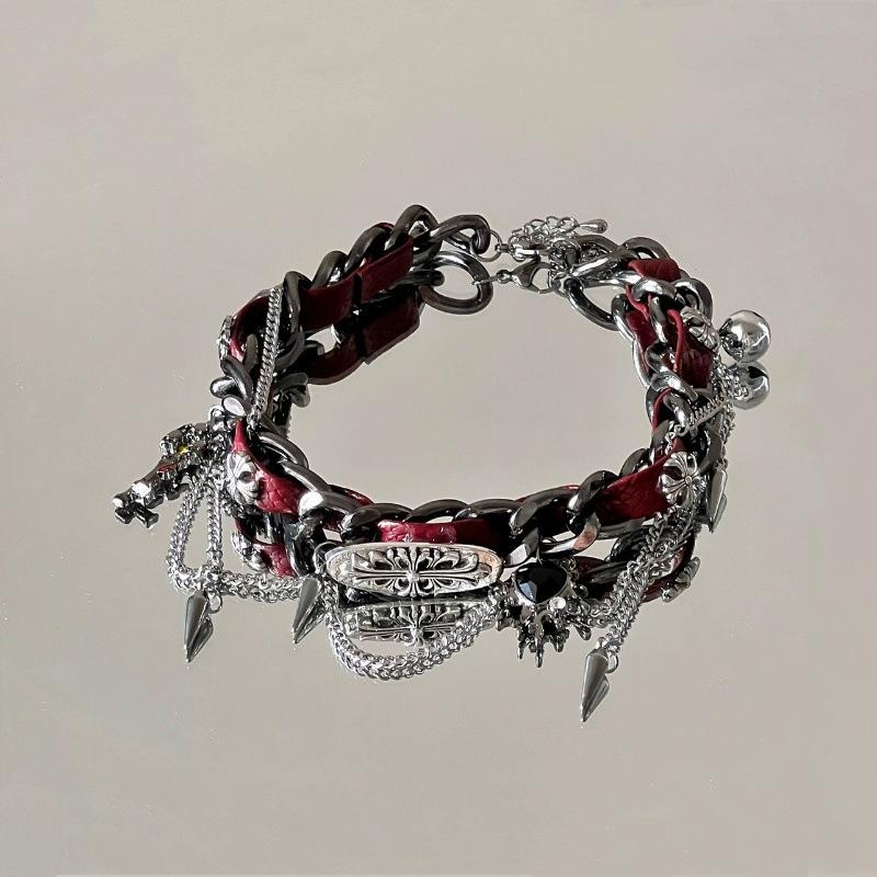 Rivet heart decor PU leather choker necklace