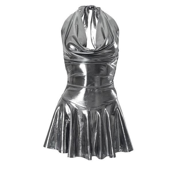 Minivestido metalizado con cuello halter, espalda descubierta y lazo 