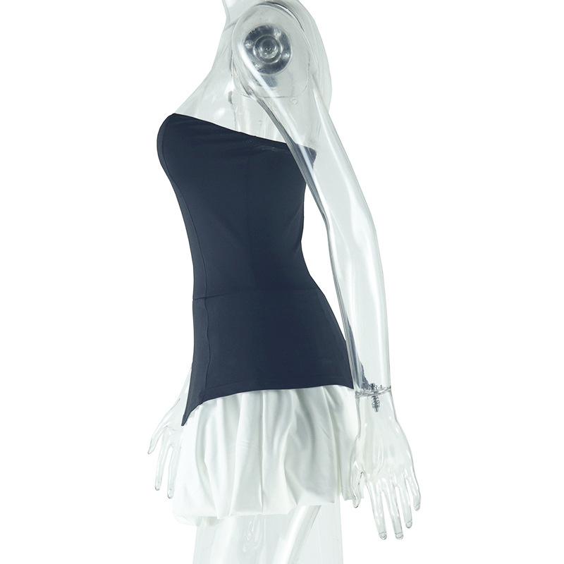 Vestido mini de tubo con espalda descubierta y diseño de patchwork con cuello de corazón 
