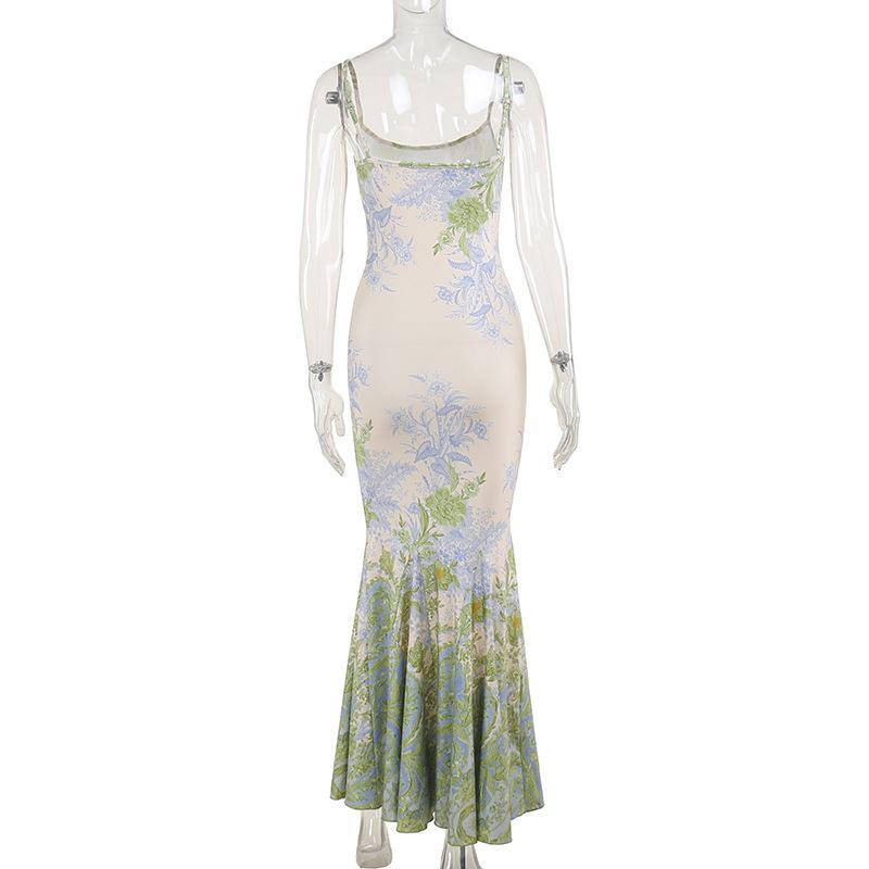 Robe longue camisole contrastée à imprimé floral et col en U 