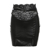 Mini-jupe unie avec ourlet en dentelle fendu et ceinture en cuir PU 