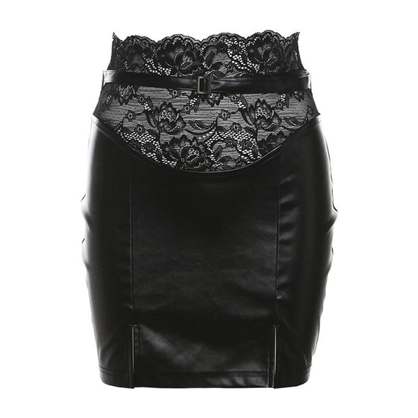 Mini-jupe unie avec ourlet en dentelle fendu et ceinture en cuir PU 