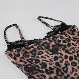 Vestido mini de tirantes con estampado de leopardo y dobladillo de encaje con escote en V 
