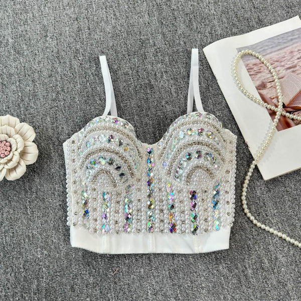 Haut camisole dos nu boutonné à col en V et perles 