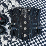 Top de tubo con cordones, hebilla y estampado de calavera con cadena de metal 