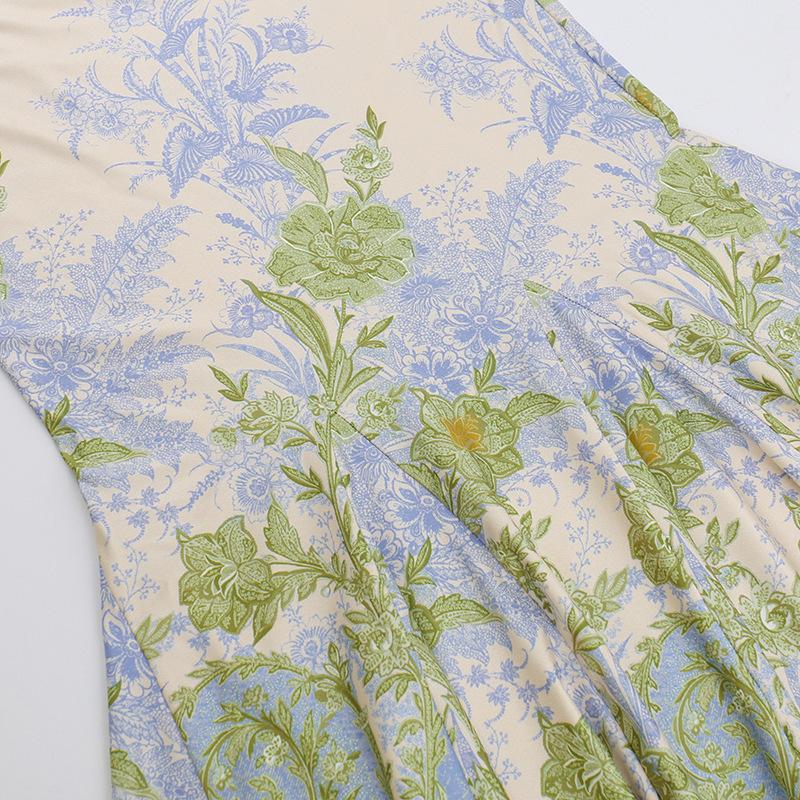 Robe longue camisole contrastée à imprimé floral et col en U 