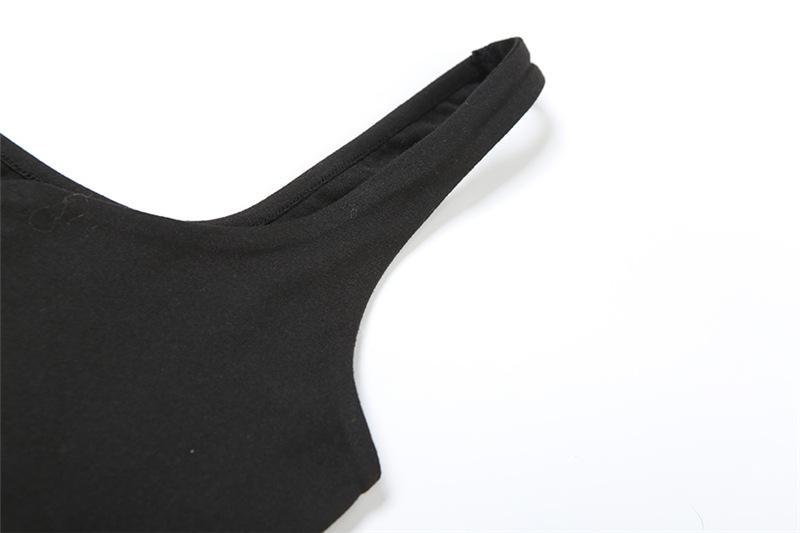 Vestido largo liso de corte bajo con parches de malla y cuello en V 