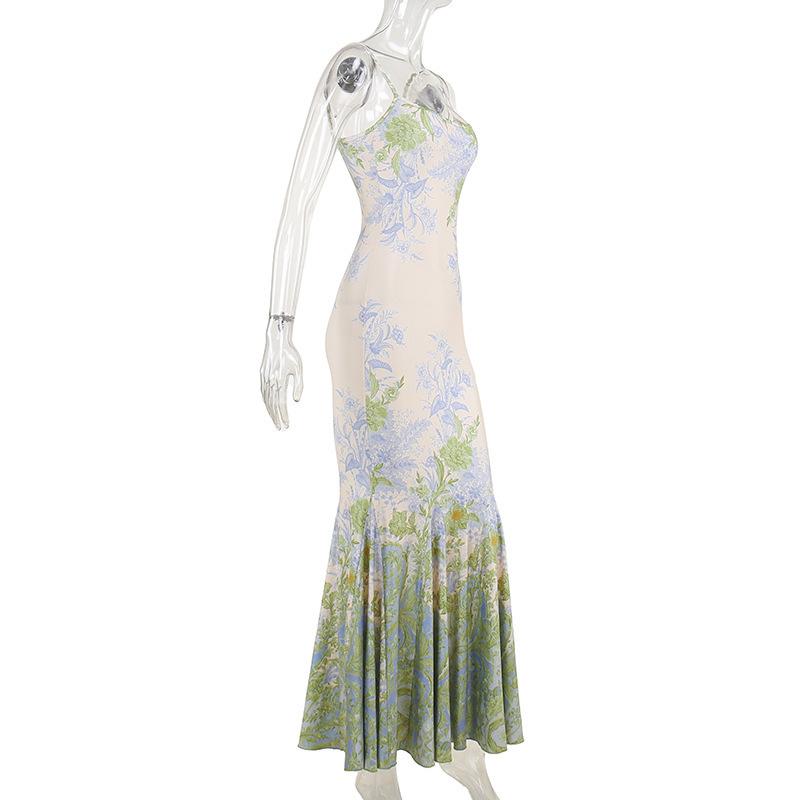 Robe longue camisole contrastée à imprimé floral et col en U 