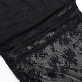 Vestido mini de tubo irregular con apliques cruzados de encaje 