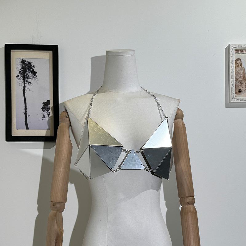 Top con cuello en V, halter, hueco y espalda descubierta 