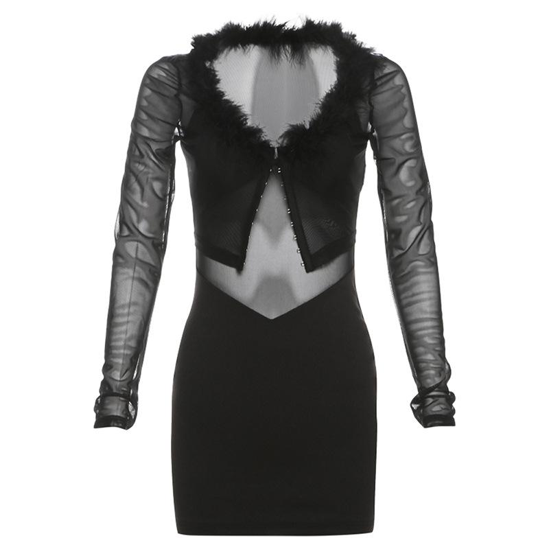 Vestido mini con botones, manga larga y escote en V de malla y plumas 