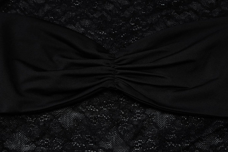Top fruncido con cuello redondo, manga larga y encaje transparente 