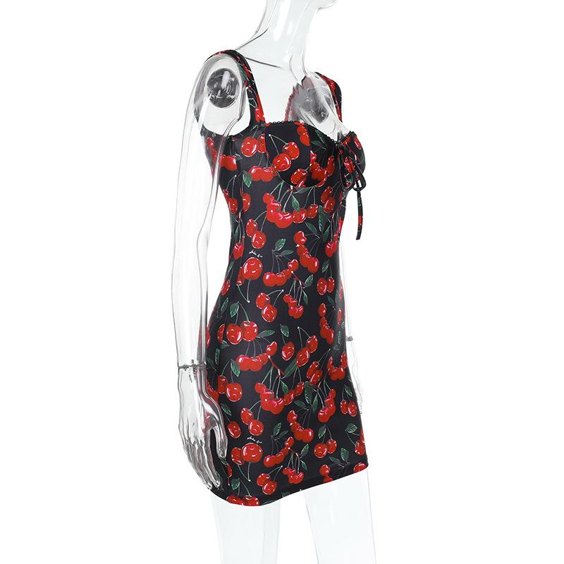 Minivestido sin espalda con estampado de cerezas y cuello en V 