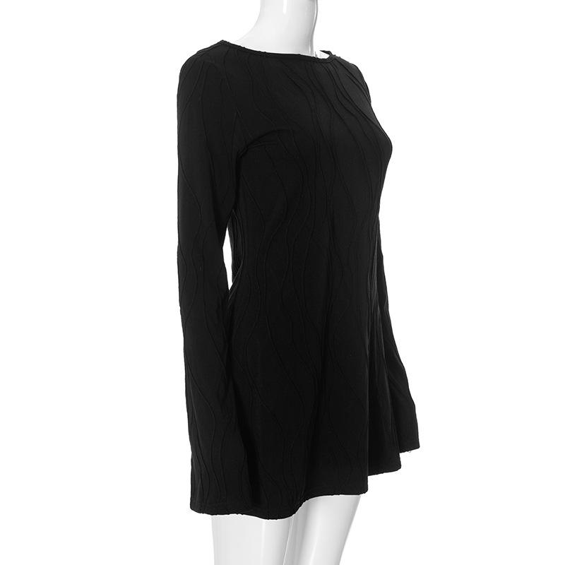 Vestido mini liso con cuello redondo y textura de manga larga 