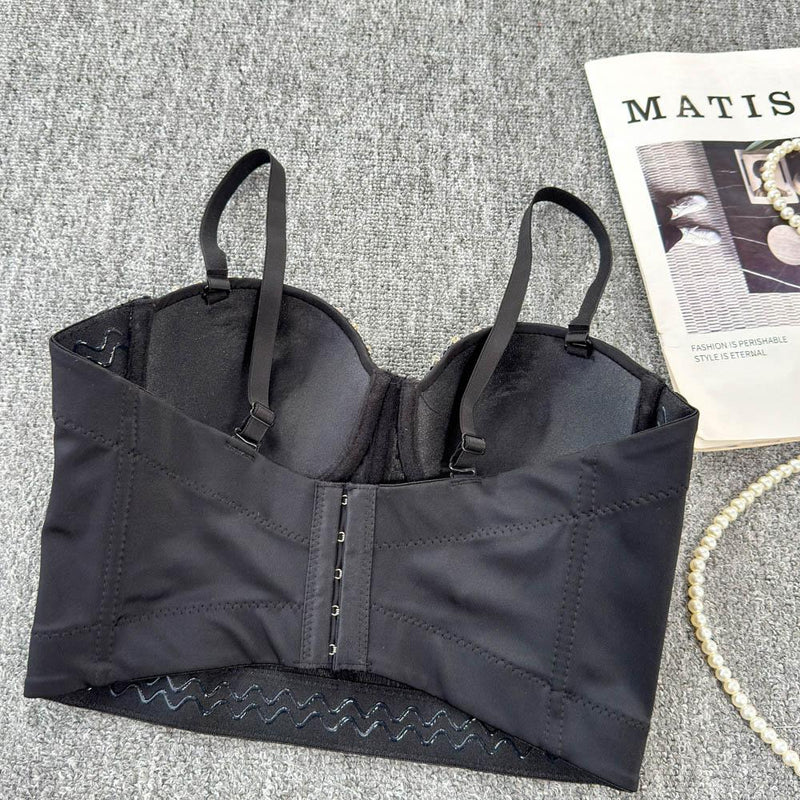 Top camisola sin espalda con botones y cuentas y cuello en V 