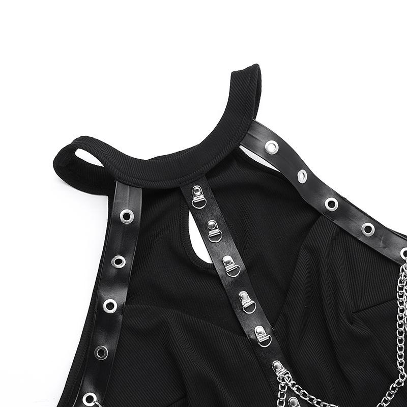 Robe midi côtelée à col ras du cou et chaîne en métal ajouré 
