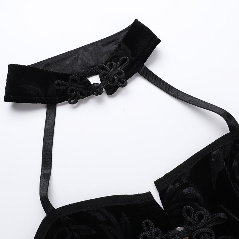 Top estampado sin espalda, calado y con botones halter 