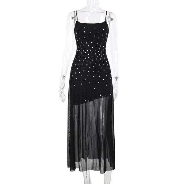 Vestido largo camisola sin espalda con cuentas y cuello en U de malla 