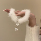Gargantilla con decoración de perlas sintéticas esponjosas
