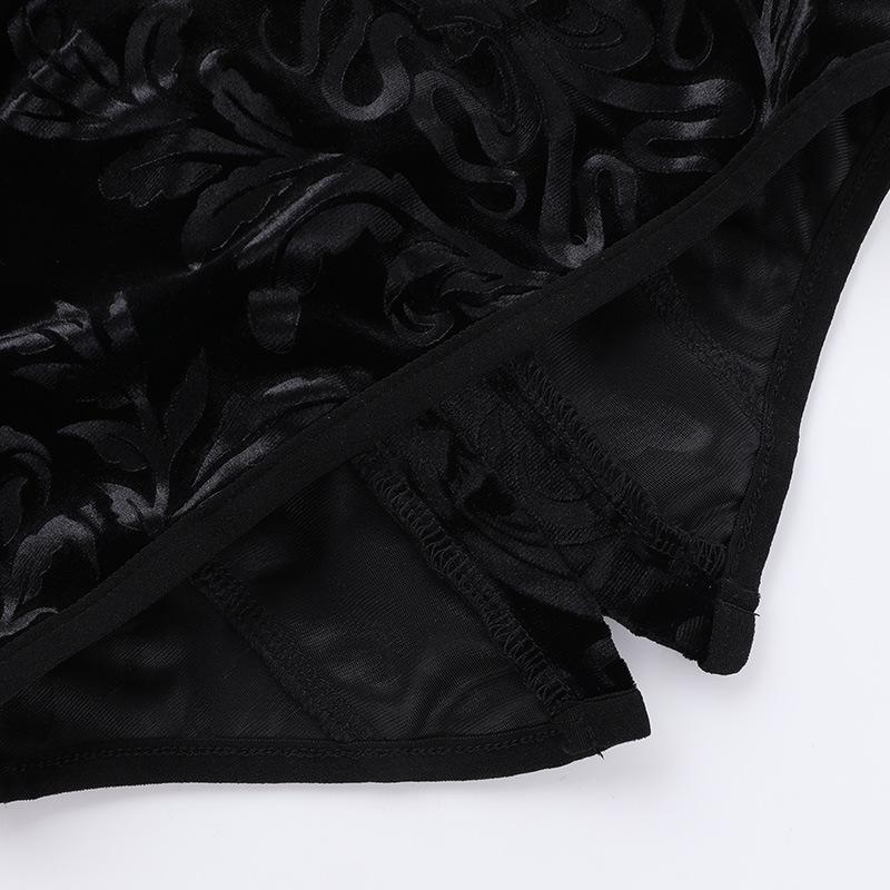 Top estampado sin espalda, calado y con botones halter 