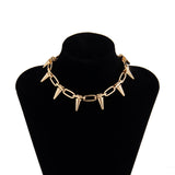 Rivet decor metal chain choker necklace