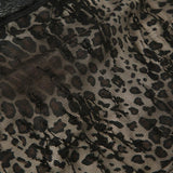 Top camisola sin espalda con estampado de leopardo, cuello en V y dobladillo de encaje 