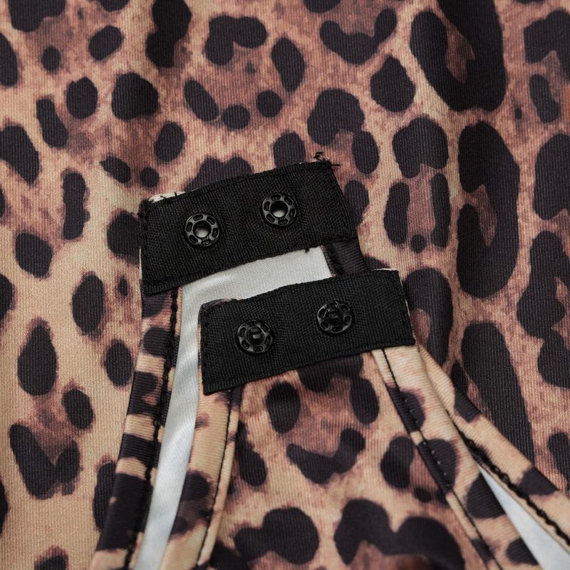 Body con botones, manga larga y escote en V profundo con estampado de leopardo 