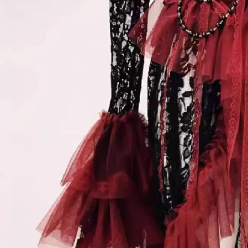 Robe midi à volants et manches longues évasées avec appliques de fleurs en dentelle 