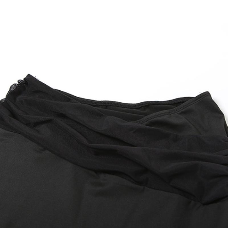 Ensemble mini-jupe dos nu en maille creuse irrégulière 