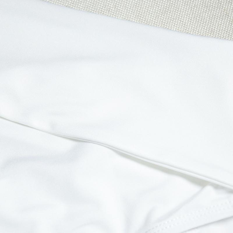 Mini-robe unie à une épaule irrégulière et ajourée 