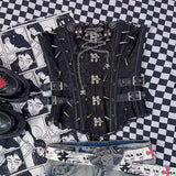Top de tubo con cordones, hebilla y estampado de calavera con cadena de metal 