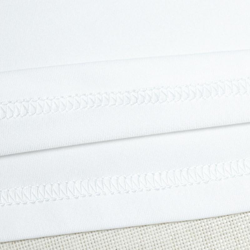 Mini-robe unie à une épaule irrégulière et ajourée 
