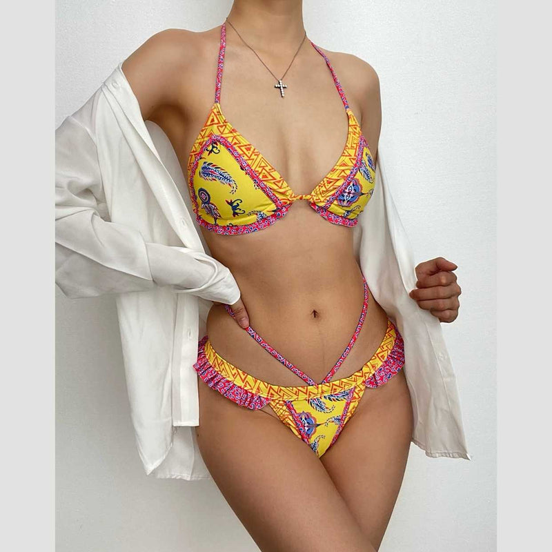 Traje de baño bikini con espalda descubierta, fruncido y lazo en contraste 