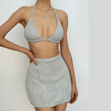 Traje de baño de tres piezas con minifalda acolchada, con lazo y textura en color sólido 