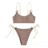 Traje de baño bikini con relleno y aro en forma de U con lazo en contraste 