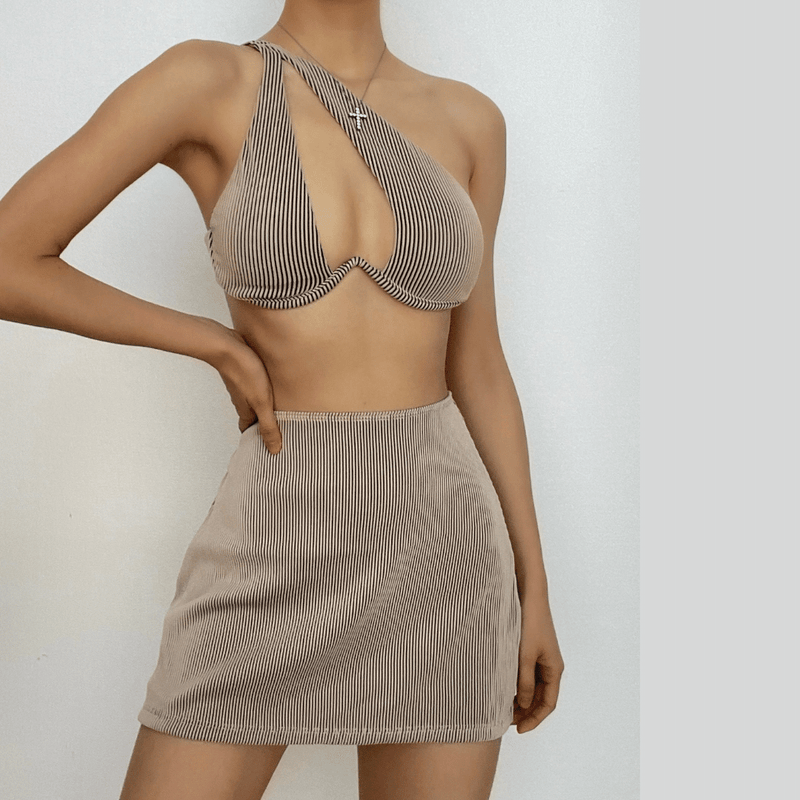 Maillot de bain 3 pièces à une épaule, ajouré, uni, irrégulier, boutonné 