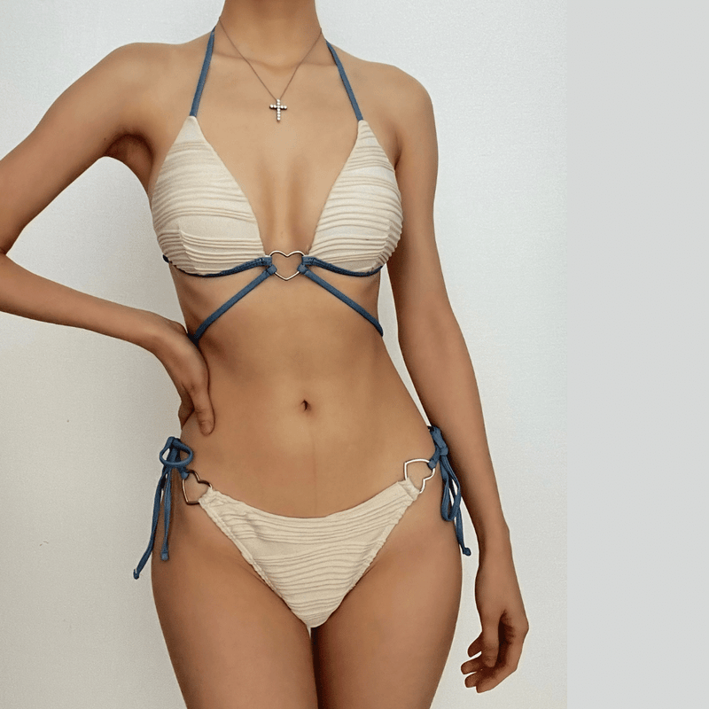 Traje de baño bikini sin espalda, con textura, cruzado en la parte delantera y halter con relleno en contraste 