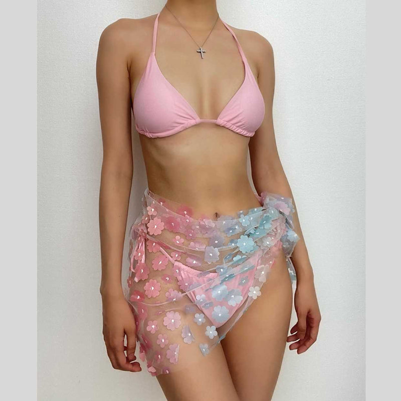 Traje de baño de 3 piezas con cuello halter, acolchado y estampado floral en contraste 