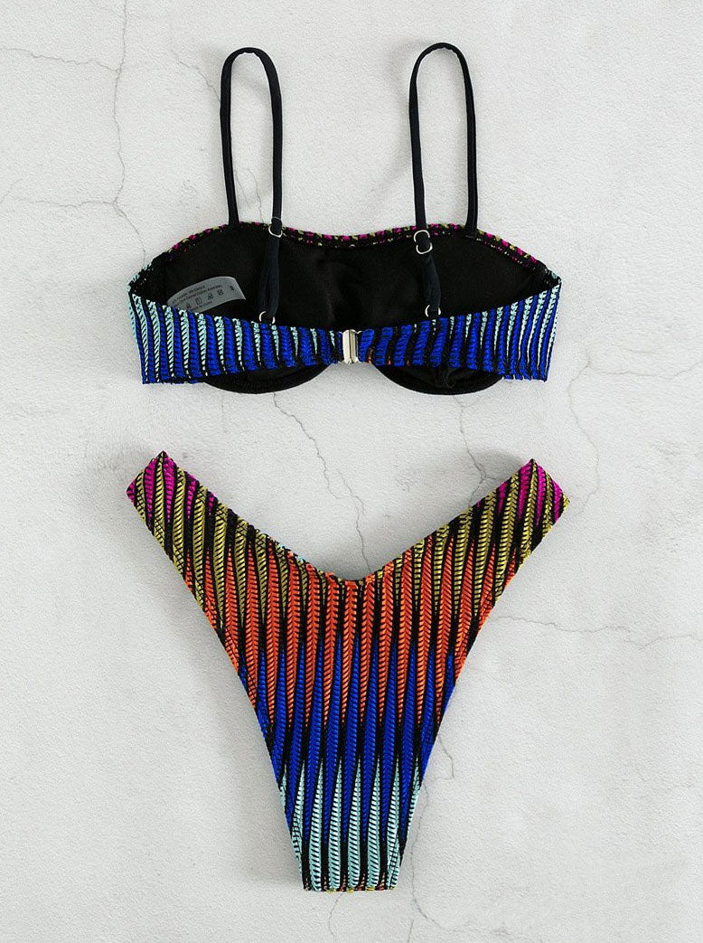 Traje de baño tipo bikini de tirantes con botones en contraste texturizado 